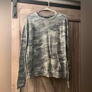 Women’s casual shirt